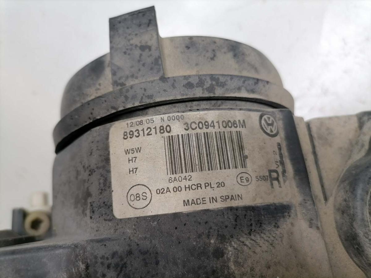 VW Passat 3C B6 original Scheinwerfer vorn rechts Halogen Bj.2005